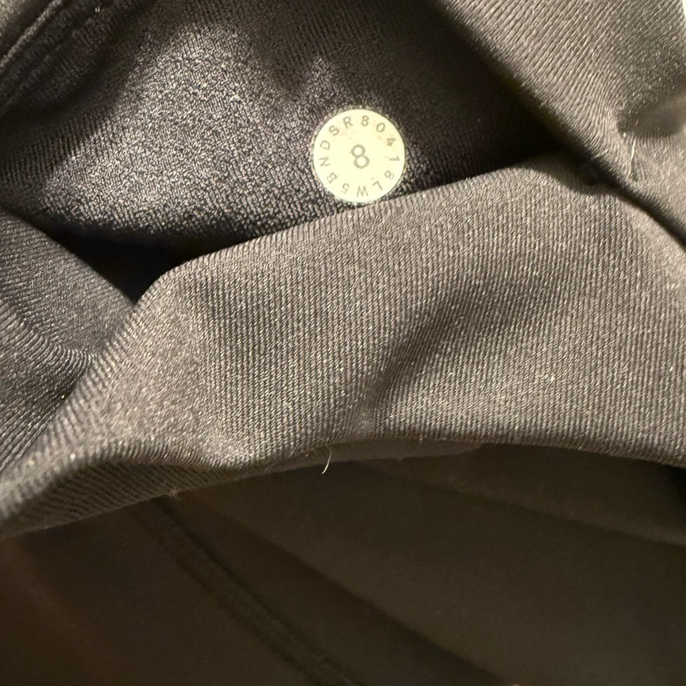 Lululemon cutout reveal legging - Picture 4 of 4